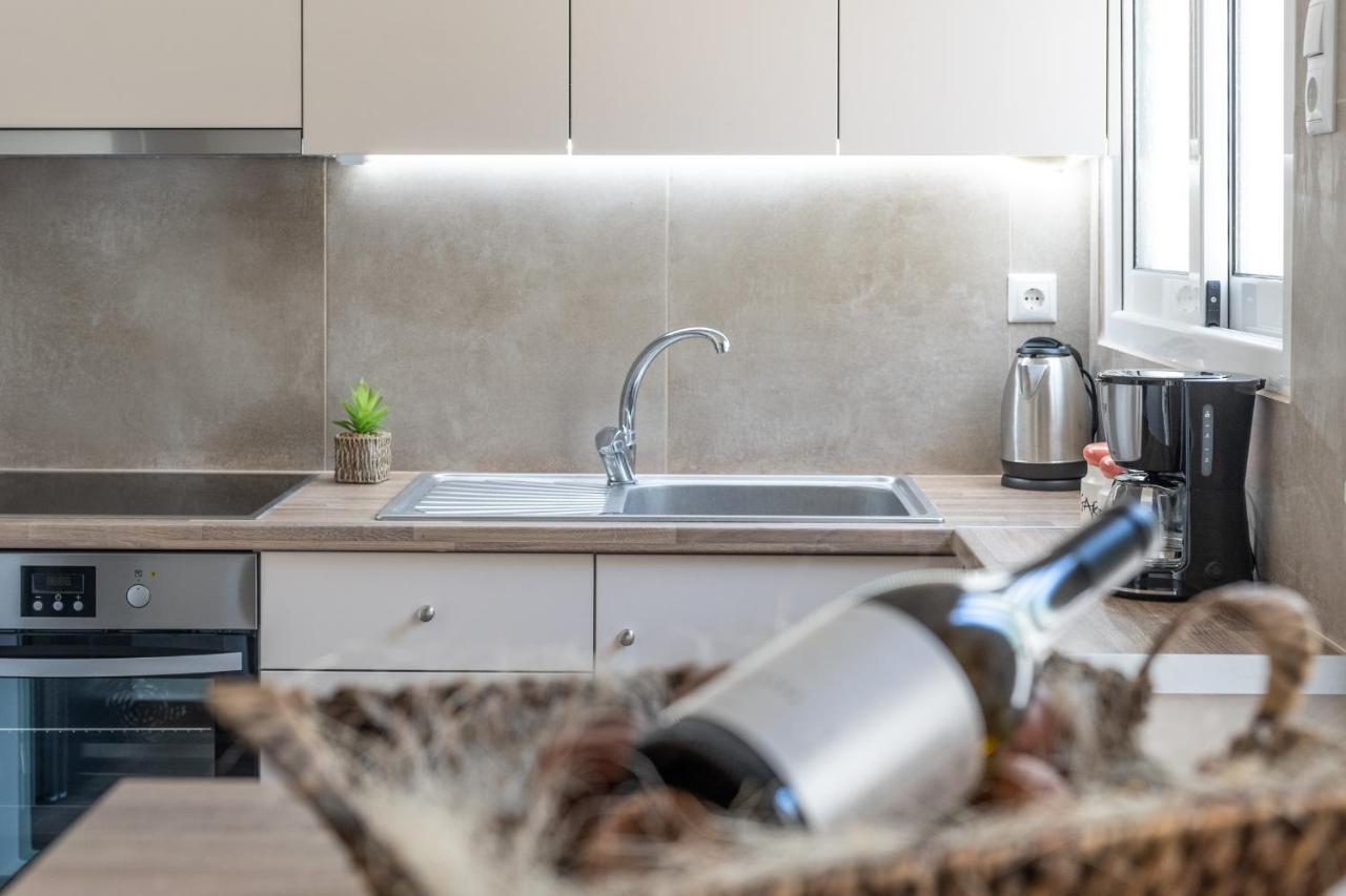 Stylish Central Renovated Apartment Heraklion  ภายนอก รูปภาพ